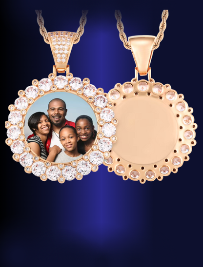 Royal Circle Baguette Pendant